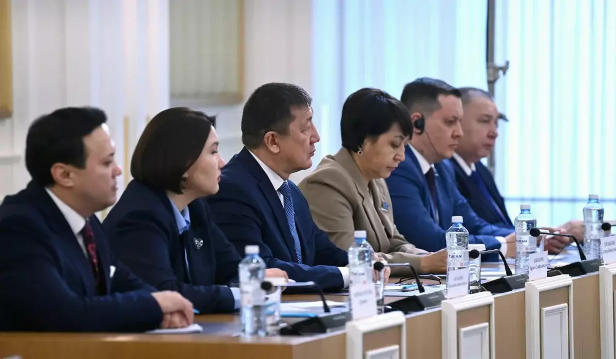 Қазақстанда адам бостандығына қатысты заңдардың кері күшіне тыйым салу ұсынылды