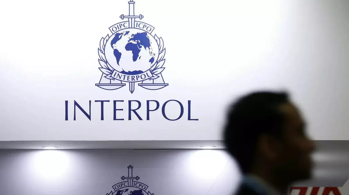 Утечка из Интерпола: Россия использовала систему для преследования судей МУС за ордер на Путина