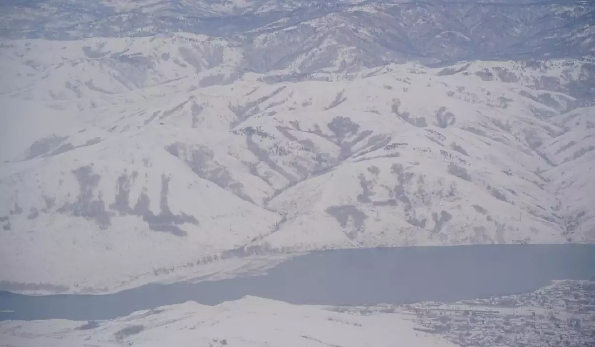 ШҚО су тасқынына дайын ба: вице-министр аймақты тікұшақпен аралап шықты (ВИДЕО)