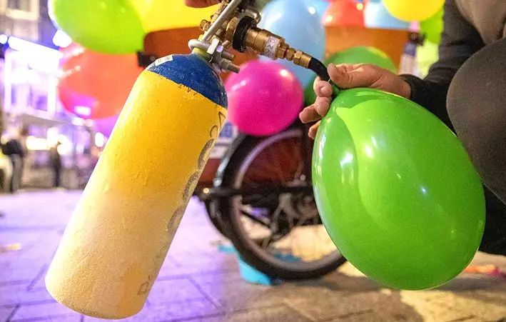 Полиция Акмолинской области проверяет факт перевозки «веселящего газа»