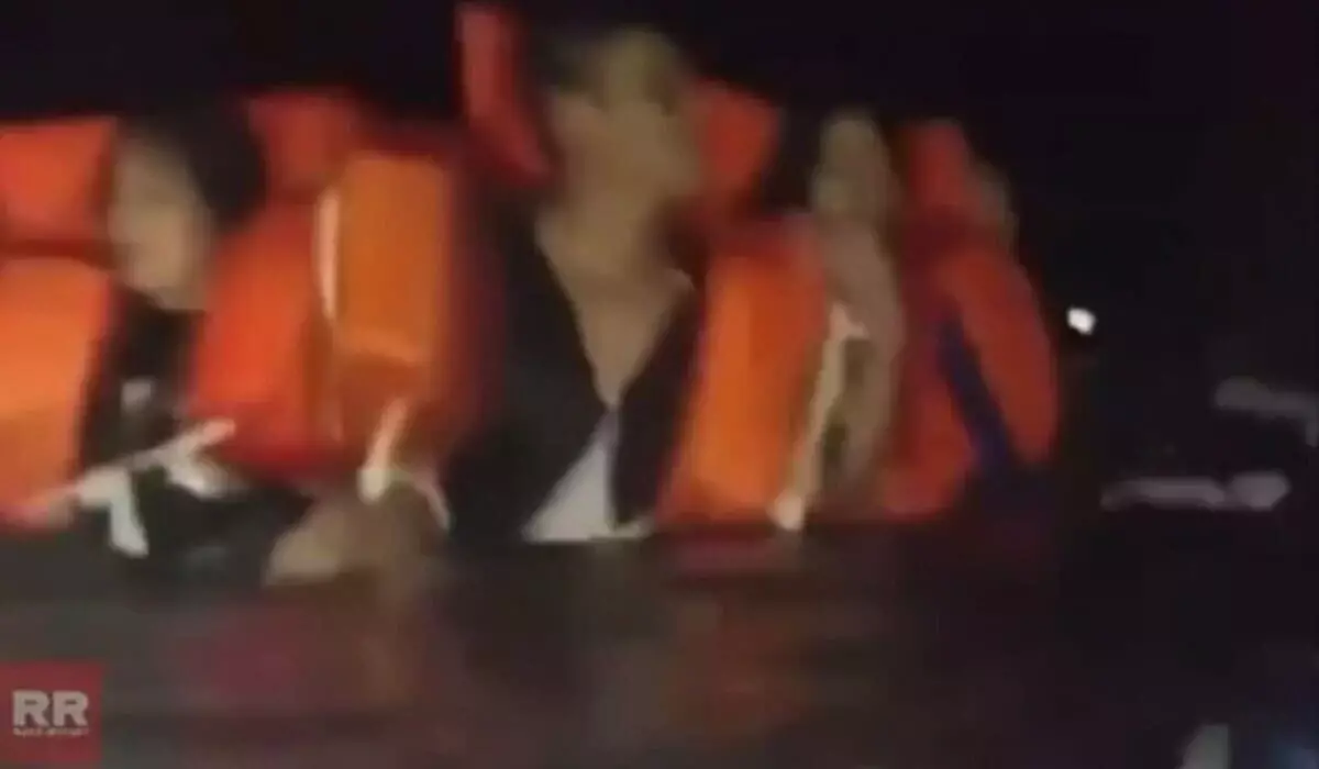 Паром с сотнями пассажиров затонул у берегов Филиппин