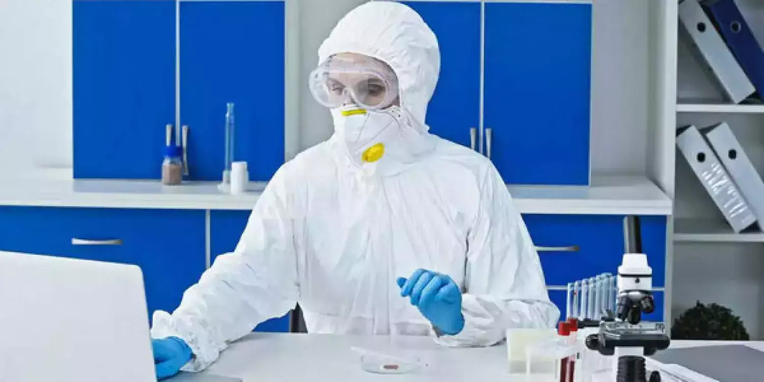 «Бес адам жұқтырған, емі жоқ»: еліміздің ұлттық орталығы жаңа вирусқа қатысты дабыл қақты