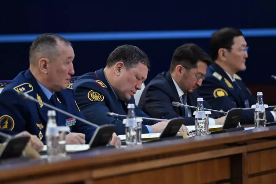 “Бұл шаруа жүйесіз жүргізіліп жатыр“. Президент құқық қорғау жүйесін сынады