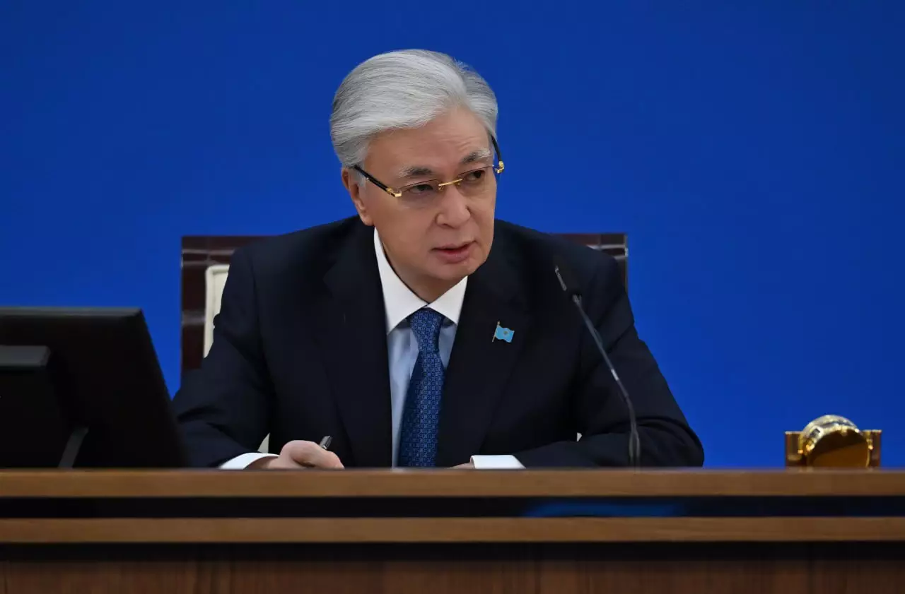 Токаев провел совещание в генпрокуратуре