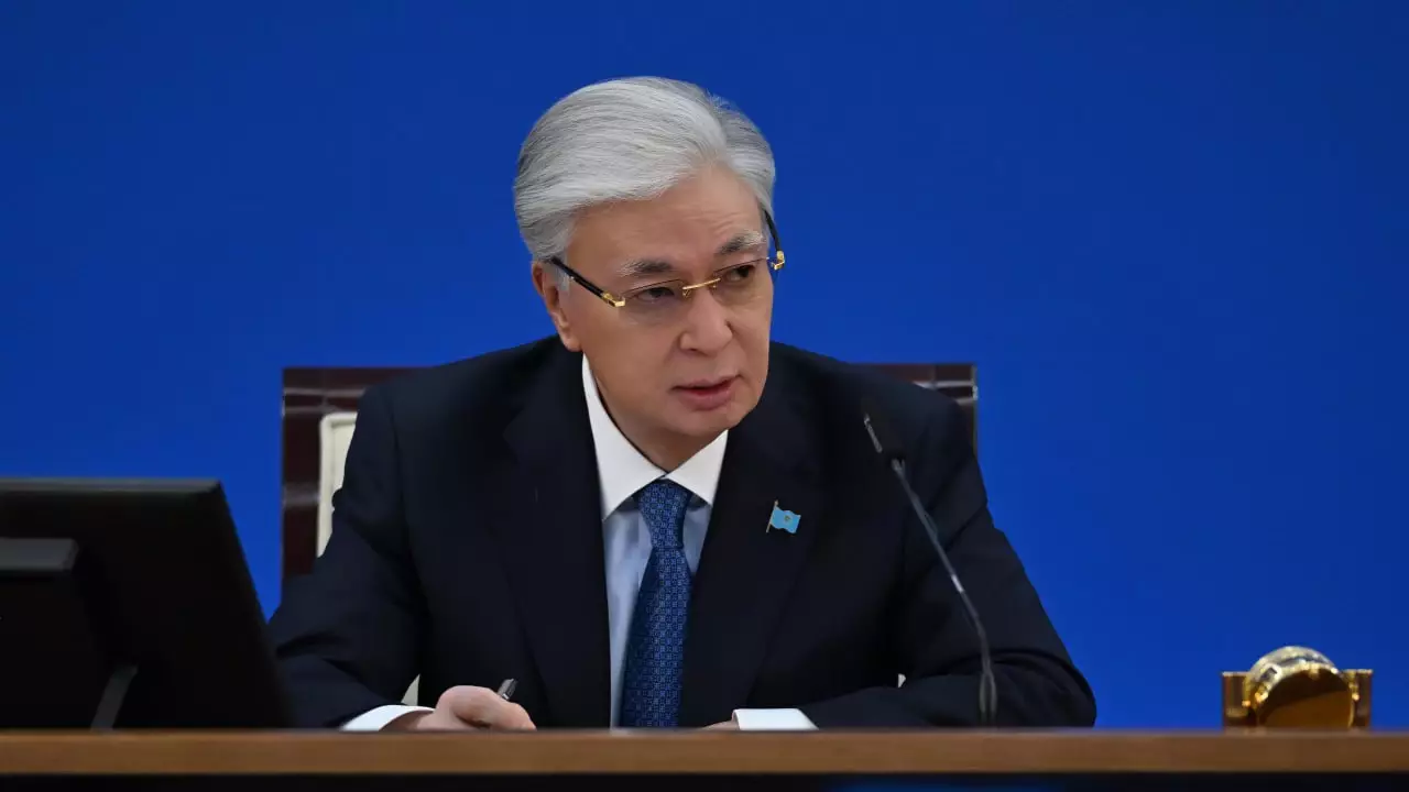 “Шет елдерде болып жатқан қазіргі өте күрделі ахуал…”: Президент Бас прокуратурада жиын өткізді