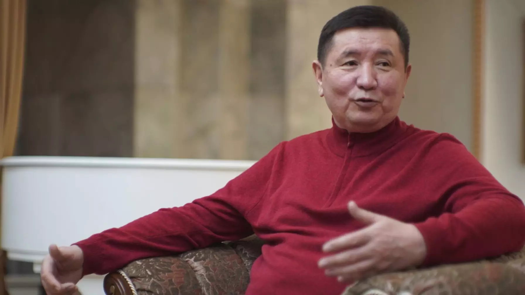 "Ұят сияқты": Бекжан Тұрыстың ерекше жазбасы жұртты сүйсінтті