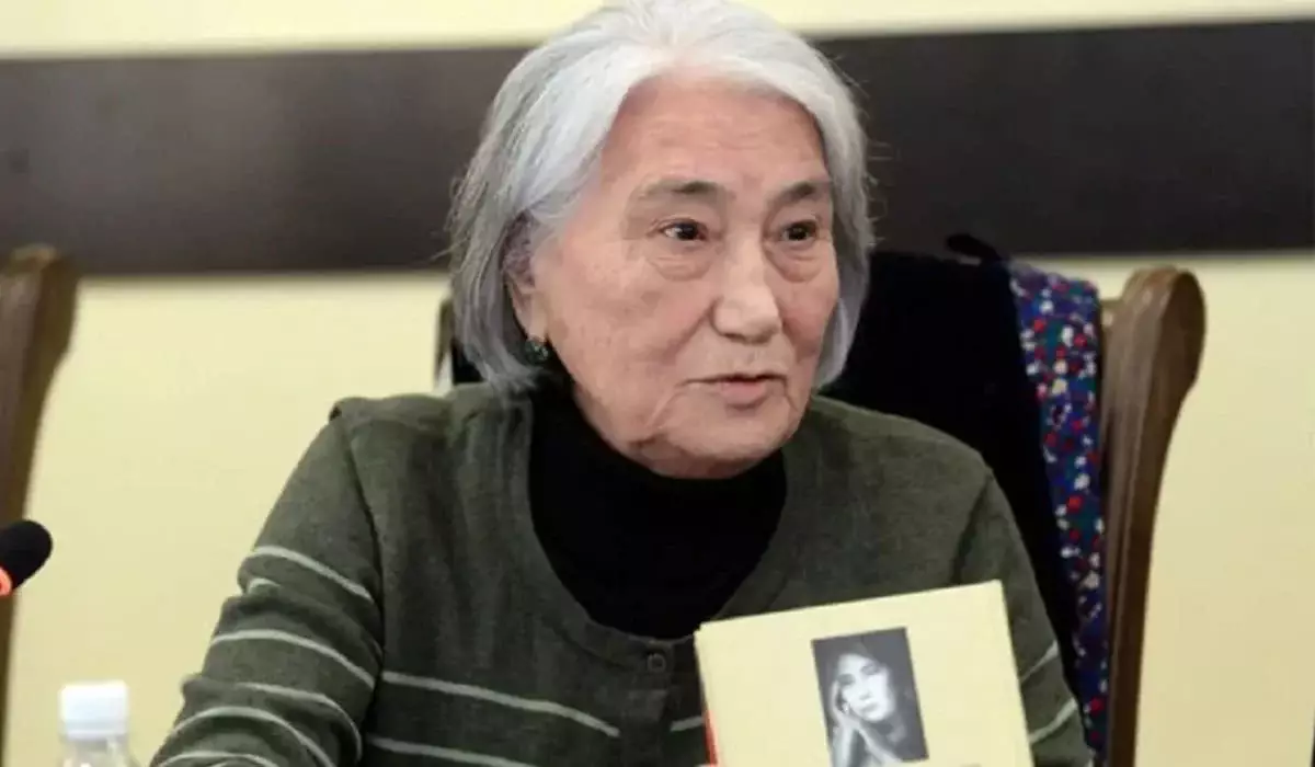 Сестра Чингиза Айтматова призвала отказаться от празднования 100-летия писателя