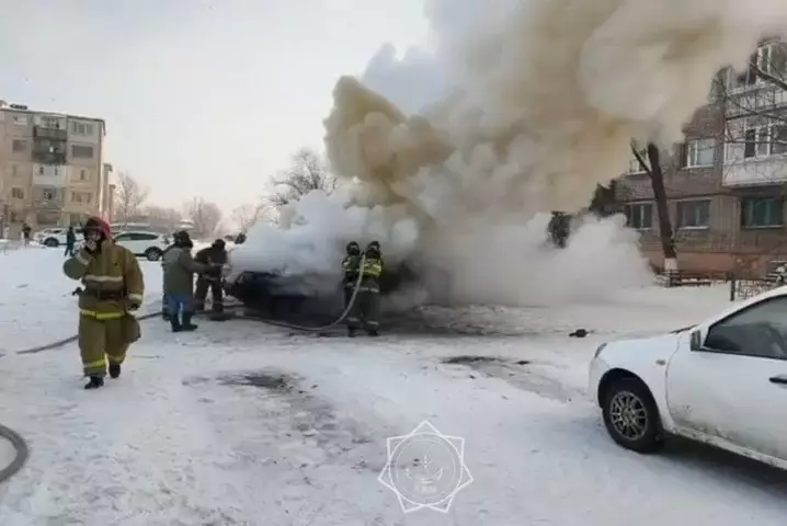 Автомобиль с газбаллонами едва не взорвался в Аркалыке