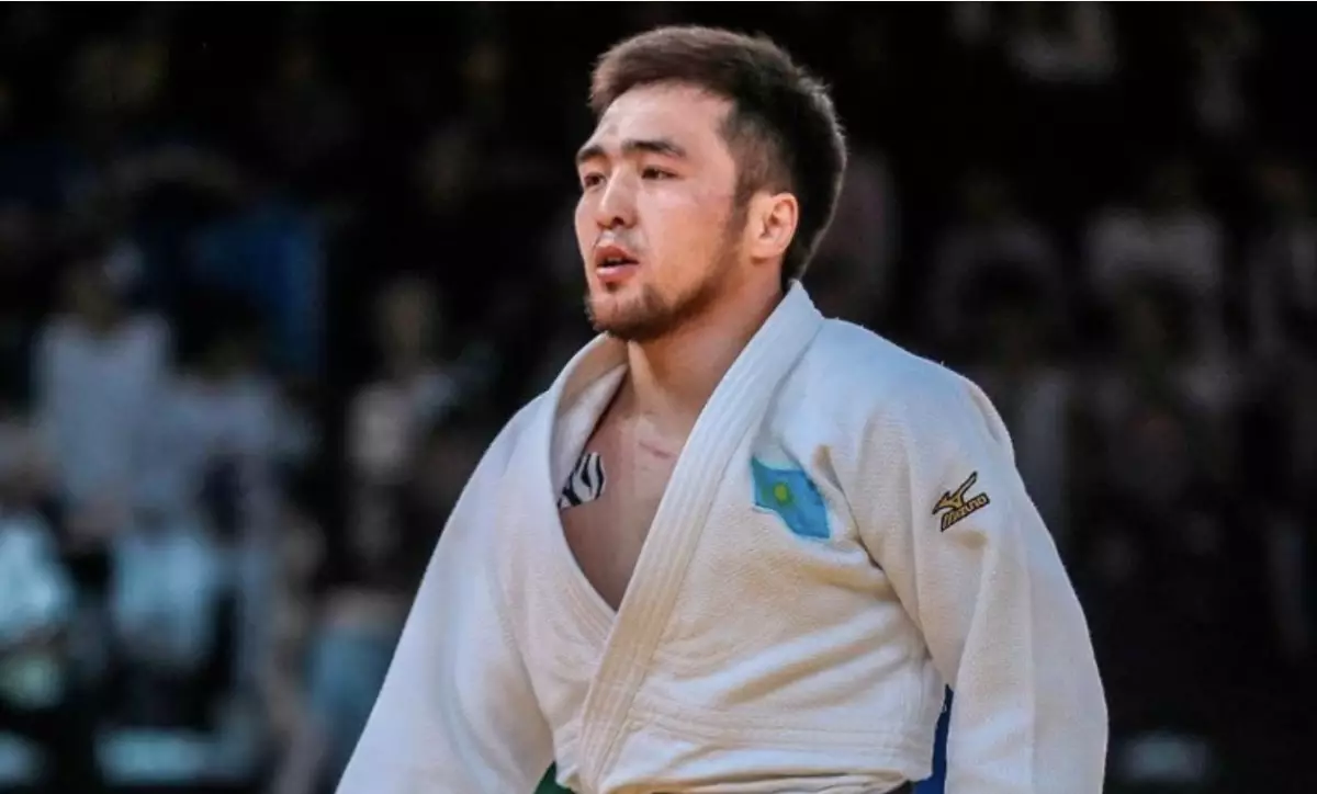 «Демалысты ұмыттық»: Сметов жаттығуға қатысты пікір білдірді