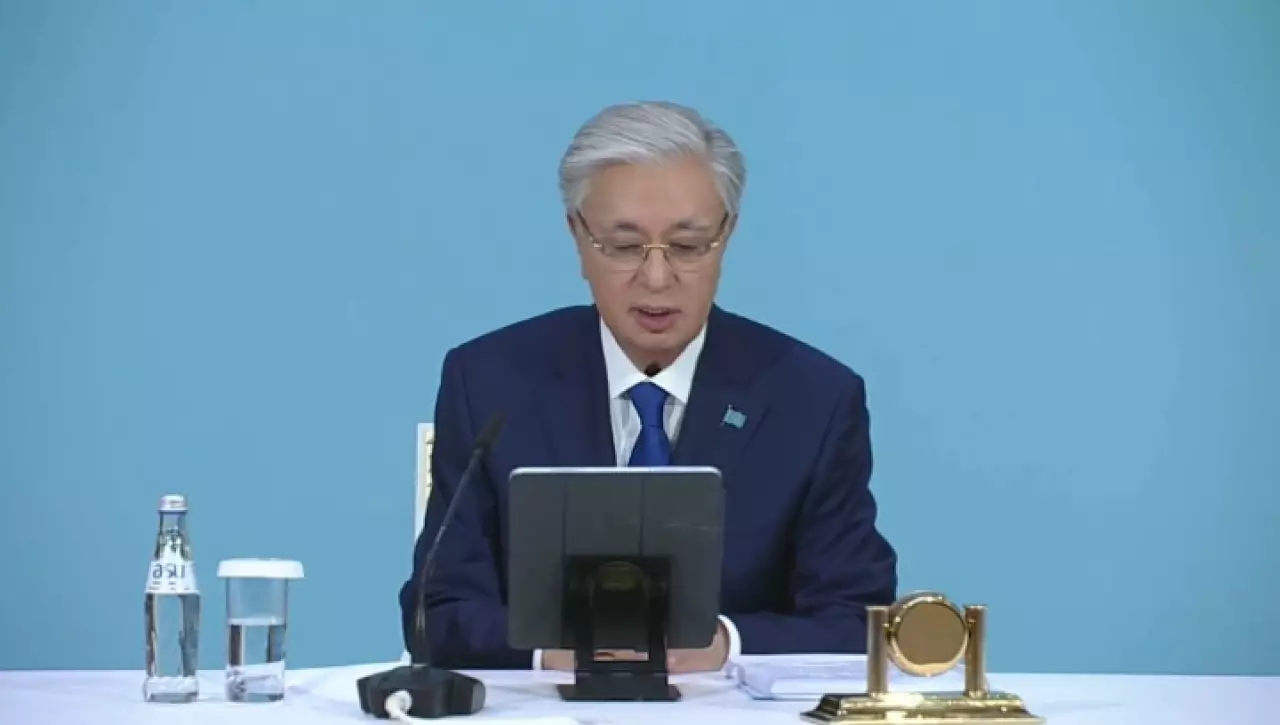 Президент поручил обеспечить плавный переход к новым налоговым правилам