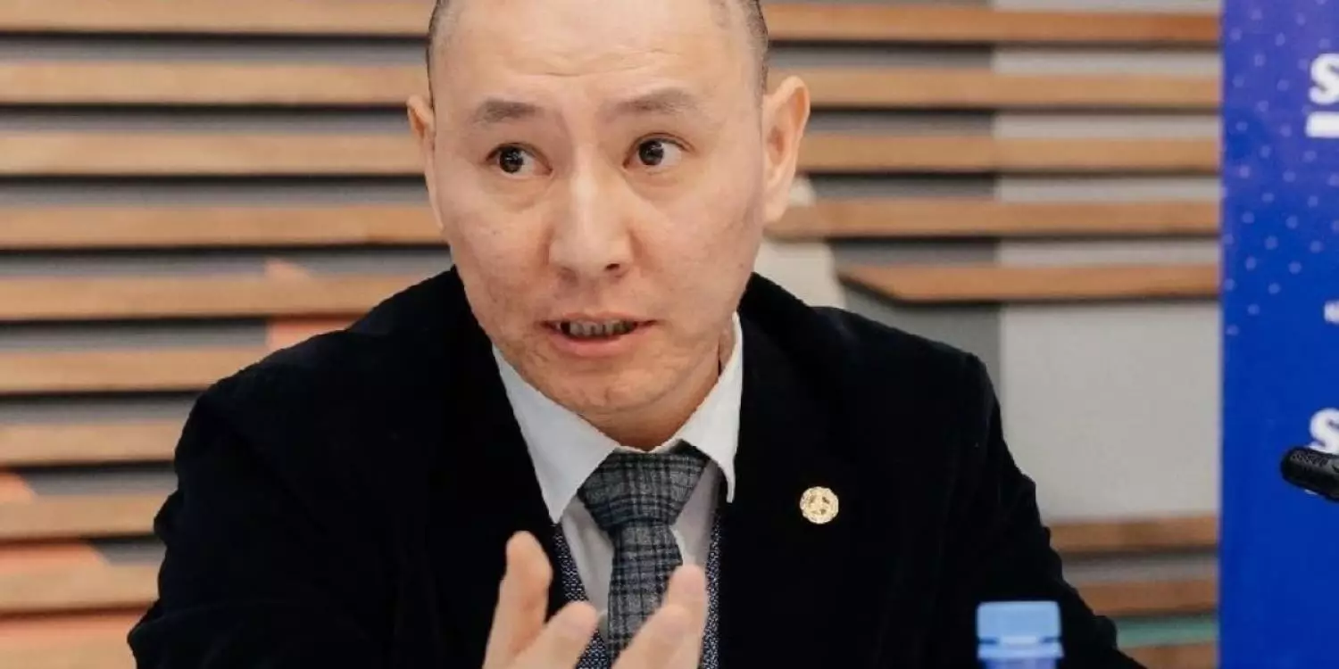 Сарапшы Әділ Қаукенов Парламенттің Құрылтай деп аталу бастамасына баға берді