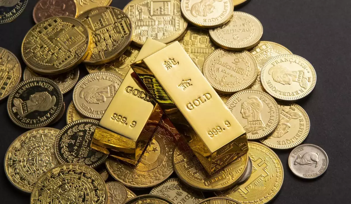 Цена на золото впервые превысила 5 тысяч долларов за унцию