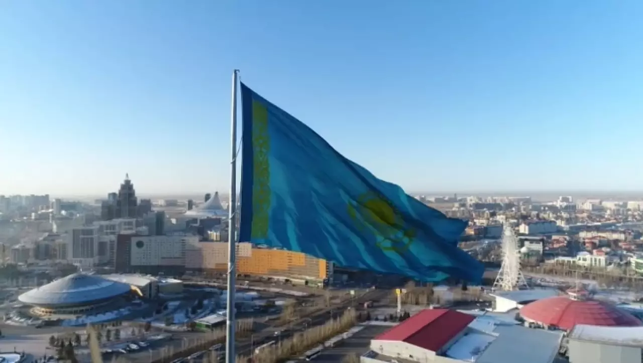 Золотовалютные резервы Казахстана превысили $65 млрд