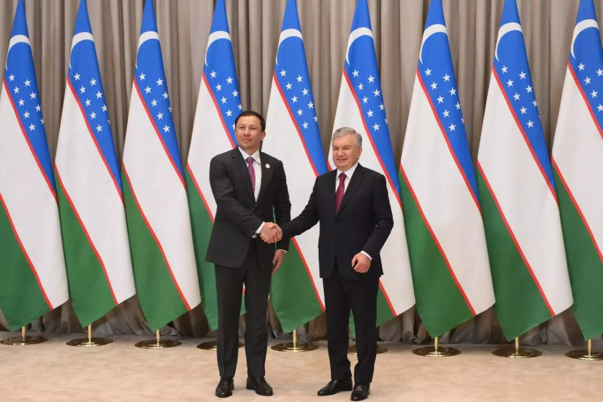 Геннадий Головкин Өзбекстан президенті Шавкат Мирзиёевпен кездесті (ФОТО)