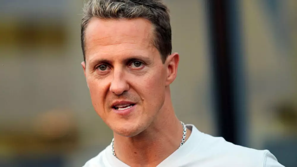 Михаэль Шумахер больше не прикован к постели - СМИ