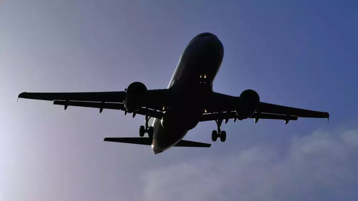 Казахстан приостановил полеты в воздушном пространстве Ирана из-за угроз безопасности