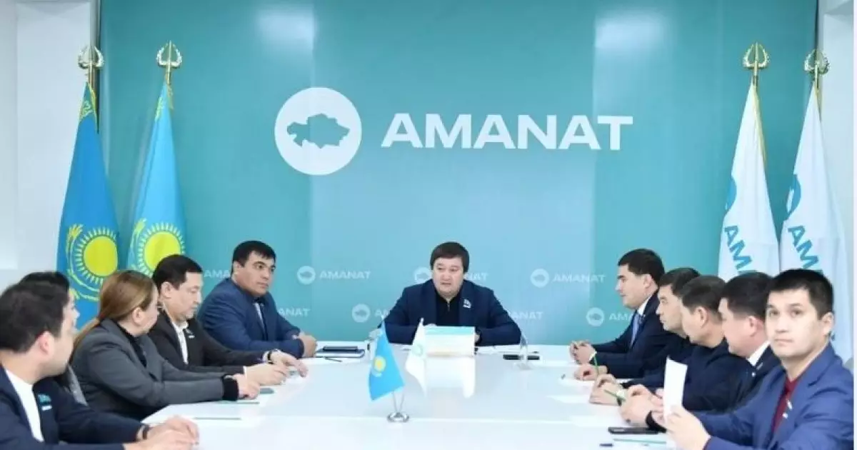   Фракцияға жаңа жетекші сайланды   