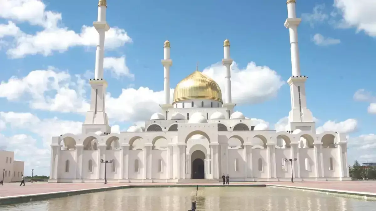 Рамазанда жаппай ақшалай көмек болмайды: ҚМДБ жалған ақпаратқа нүкте қойды