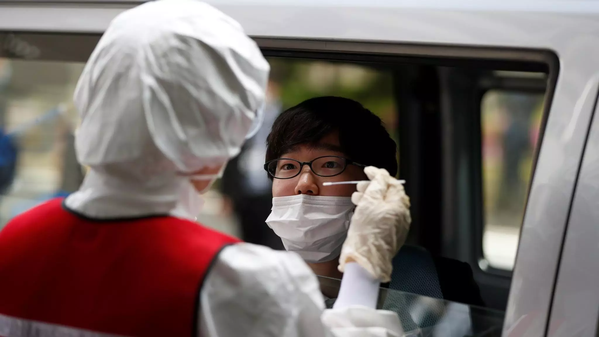 Казахстан усиливает пограничный контроль из-за вспышки вируса Нипах в Индии.