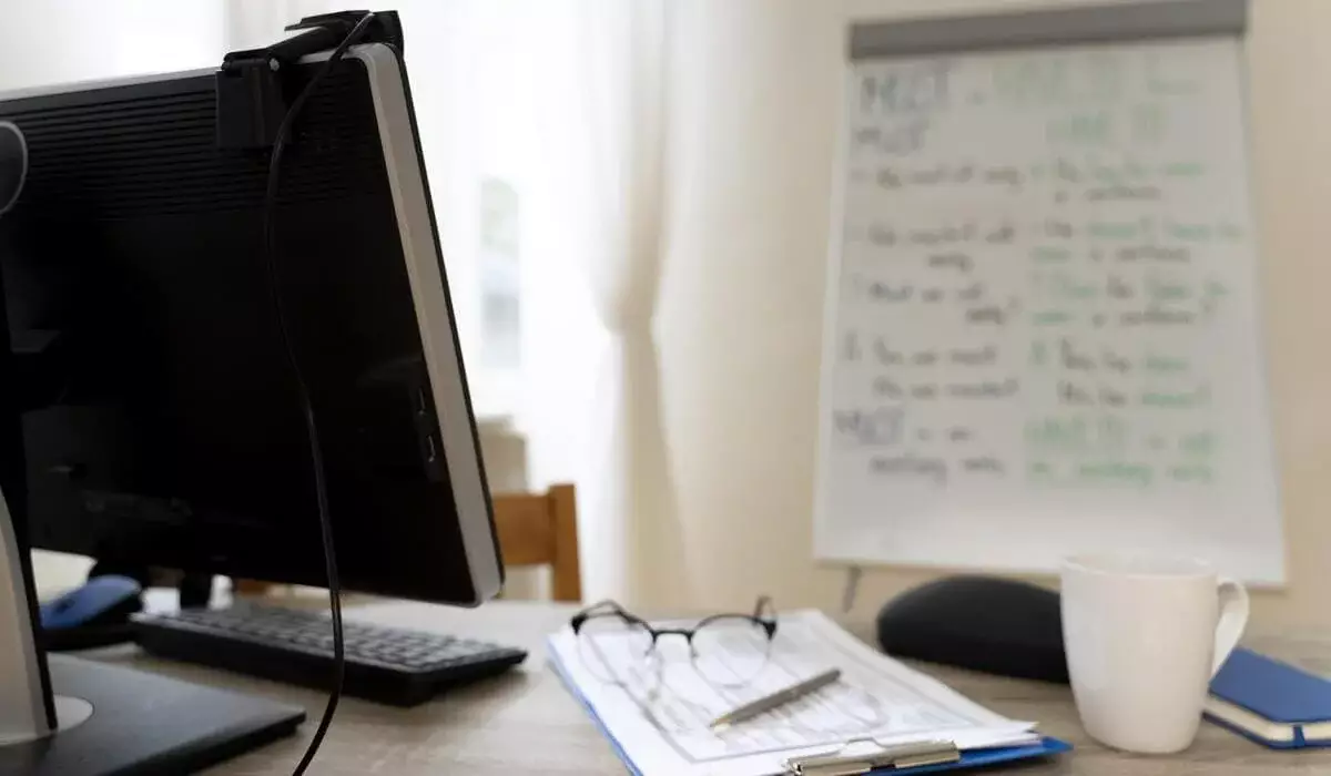 Школьники ушли на дистанционку в шести областях Казахстана