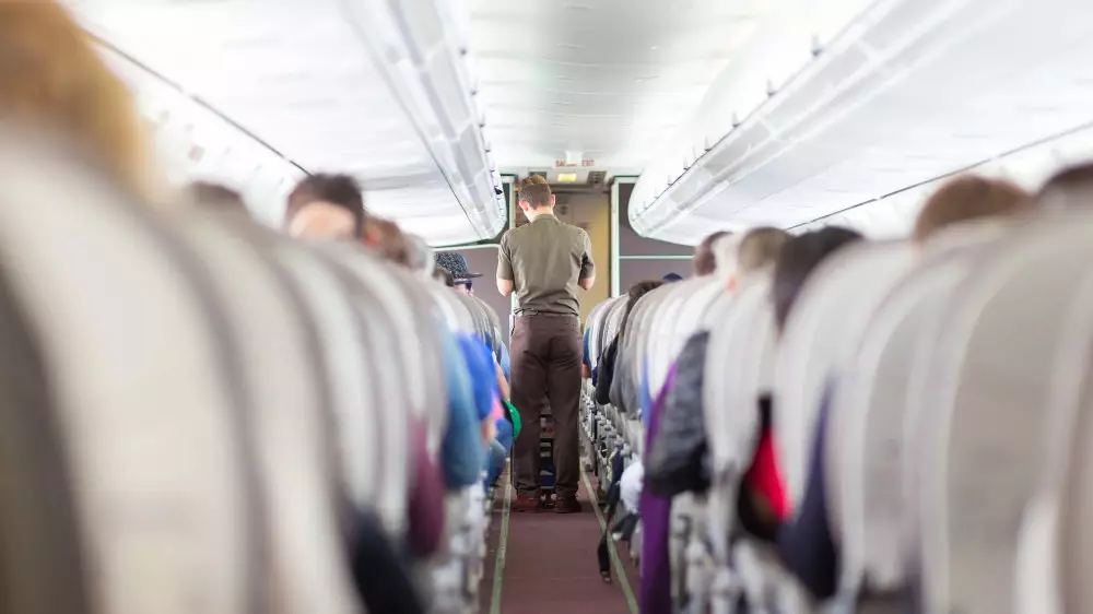 Билет есть, а места нет: карагандинец “заработал“ на ошибке авиакомпании