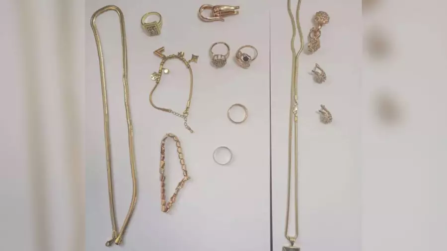 Ақтөбеде зергер алтын бұйымдарды жөндеймін деп алып, ломбардқа өткізіп отырған