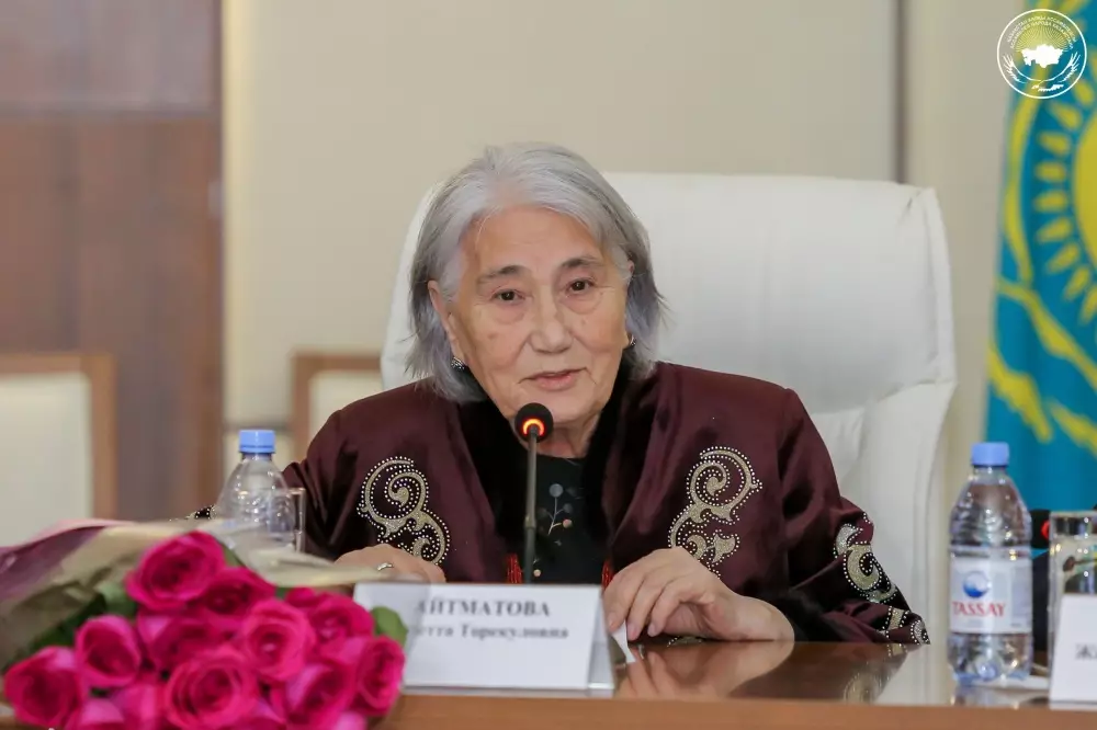 Шыңғыс Айтматовтың қарындасы жазушының 100 жылдығы аясында өтетін салтанатты шараларды өткізбеу мақсатында Қырғызстан Үкіметіне үндеу жариялады