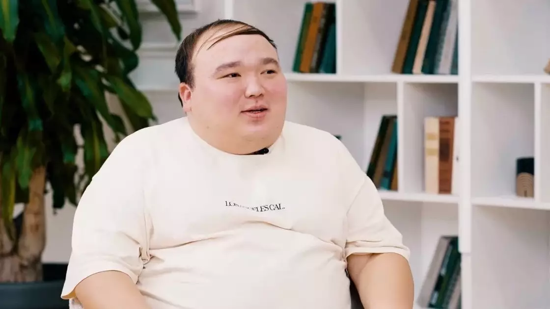 “Отбасымдағылар қатты уайымдап, қынжылып кетті”: Актер денсаулығы жайлы айтып, елді алаңдатып қойды (ВИДЕО)