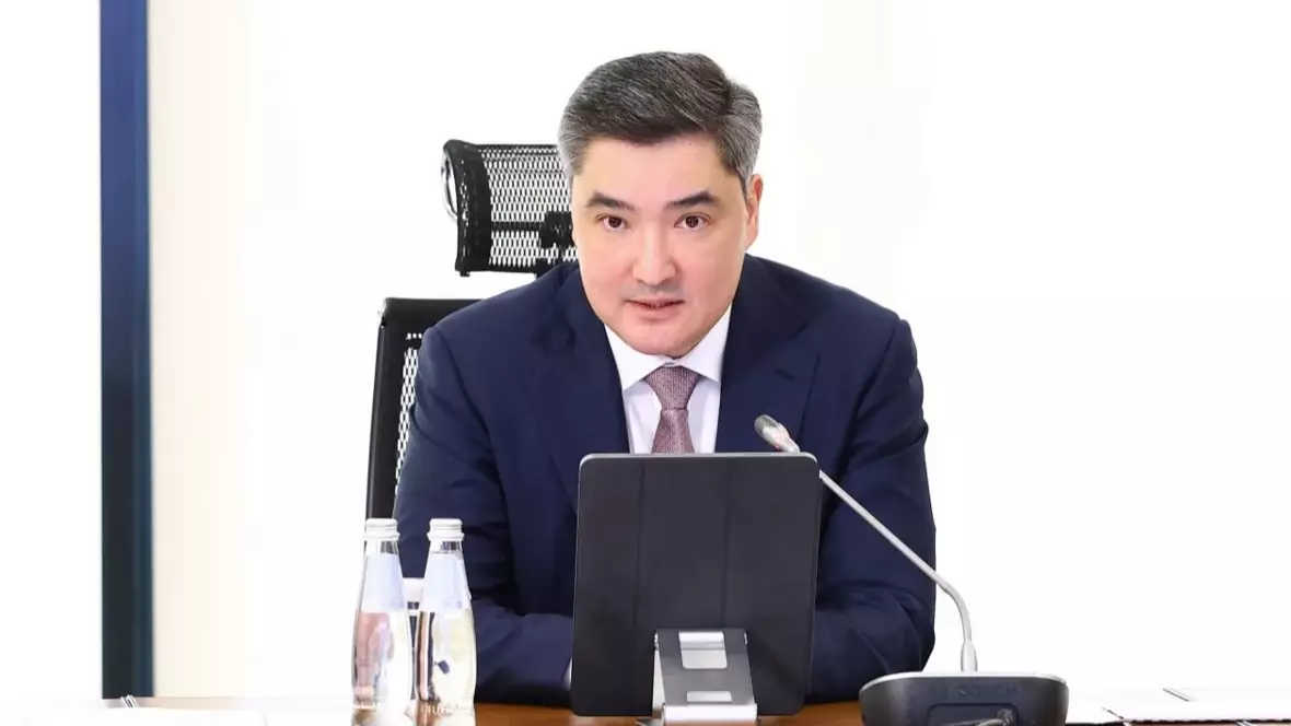 "Нәтиже болмаса қоштасамыз": Олжас Бектенов "Kazakh Tourism" басшысына қатаң ескерту жасады 