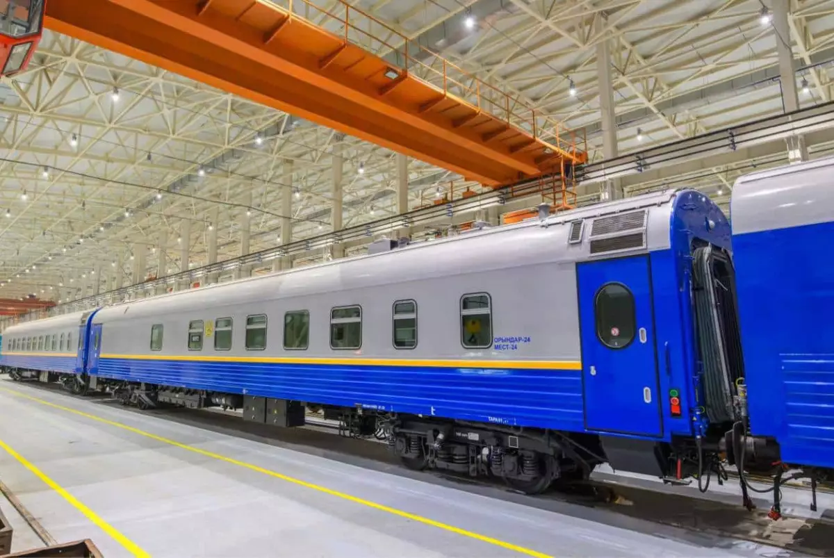 До 2030 года в Казахстане обновят 800 пассажирских вагонов