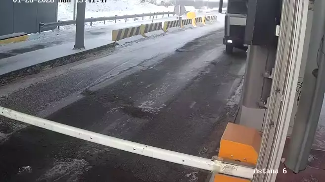 Водитель грузовика пострадал в ДТП на трассе «Астана – Петропавловск»