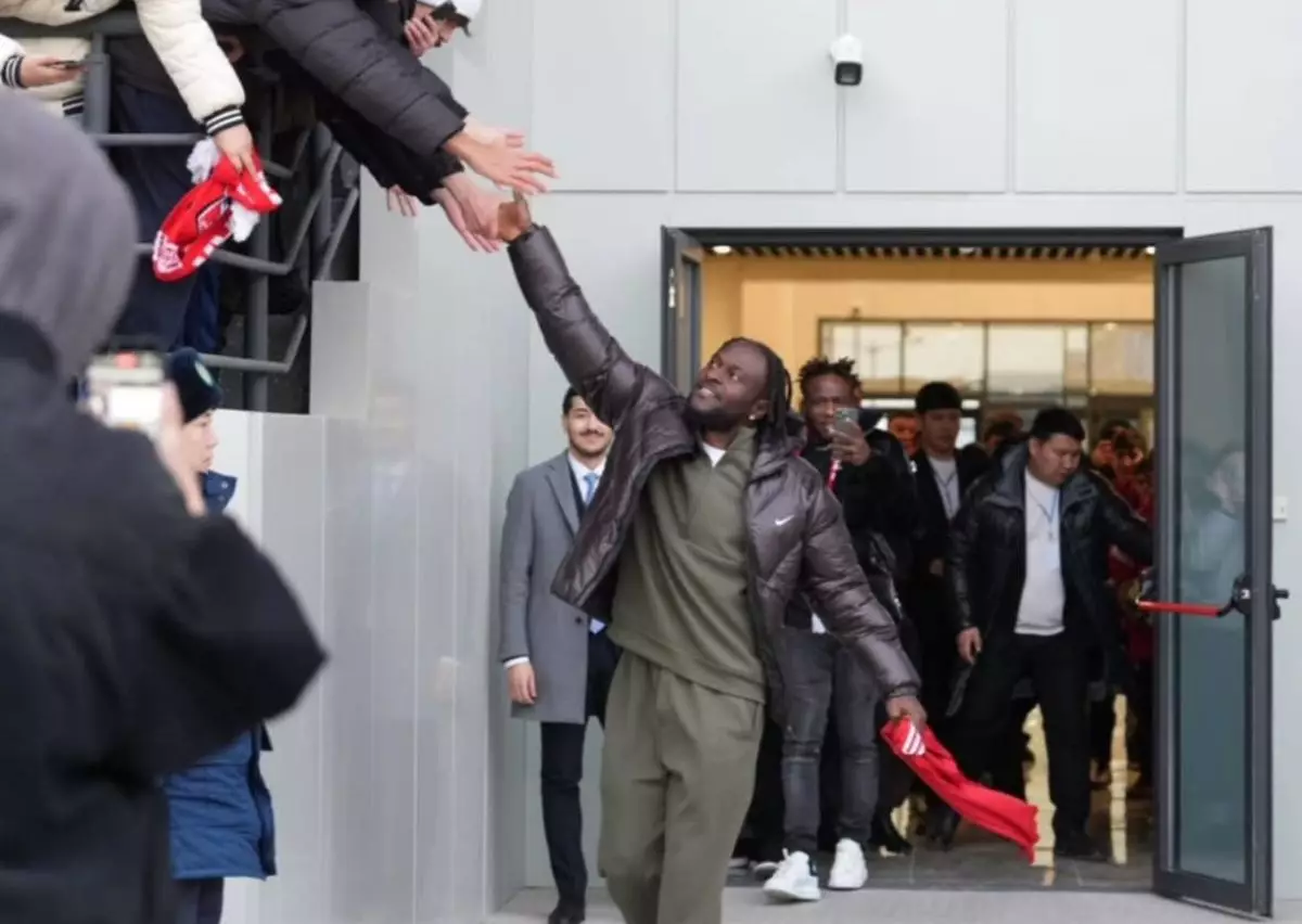 Легионеры за свой счёт: в Минспорта объяснили контракты Нани и Мозеса