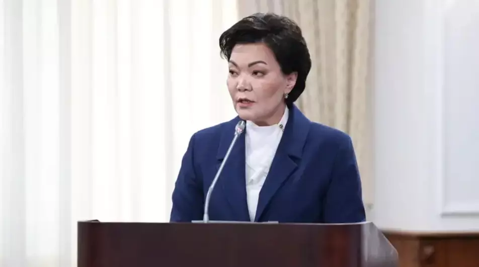 Токаев снял Жакупову с поста министра труда и соцзащиты населения