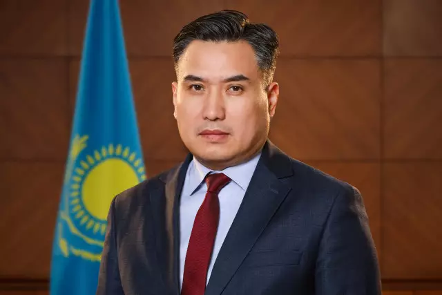 Асқарбек Ертаев Еңбек және халықты әлеуметтік қорғау министрі болып тағайындалды