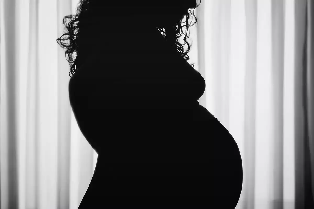 Депутат жүкті әйелін соққыға жыққан