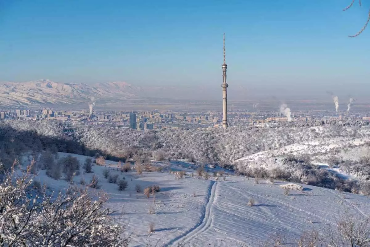 Дождь со снегом и гололед ожидаются в Алматы