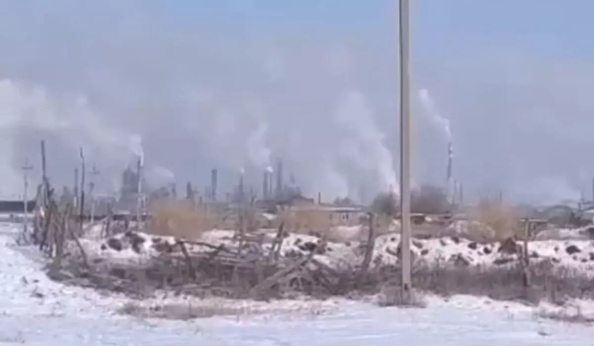 В 36 раз: превышение сероводорода и угарного газа выявили экологи в Атырау