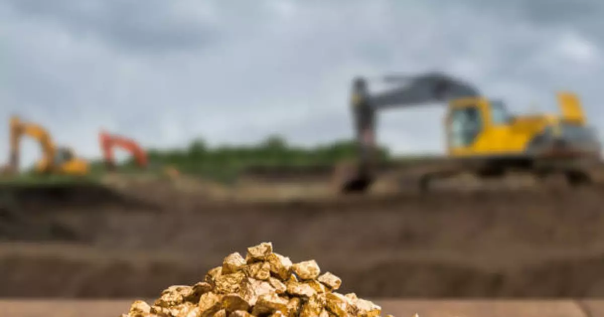  Семейлік үш тұрғын 5 жыл бойы алтыны бар кенді ұрлап келген 