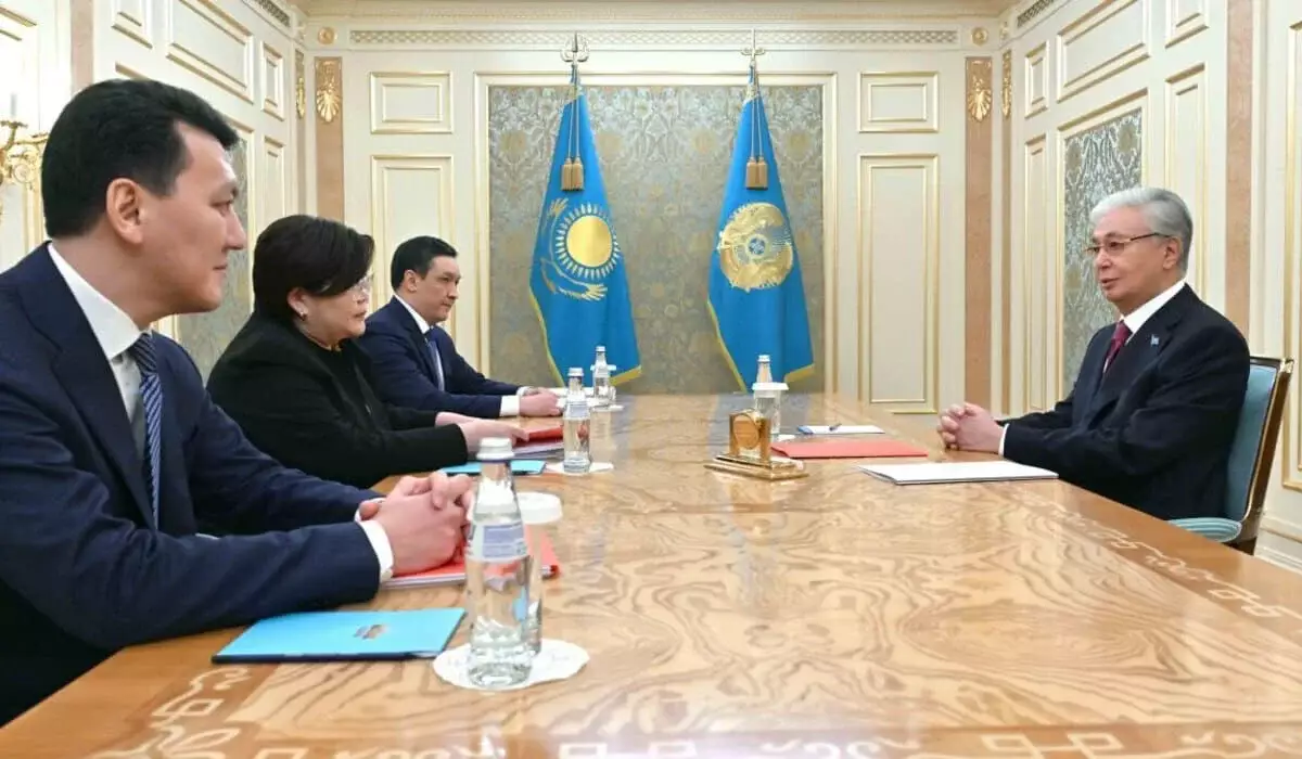 Поступили больше 2 тысяч предложений: Токаев принял председателя Конституционной комиссии