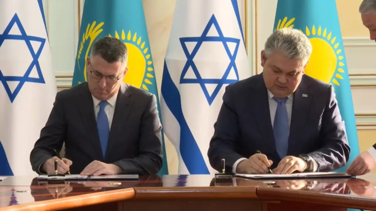 Казахстан и Израиль подписали меморандум о безвизовом режиме
