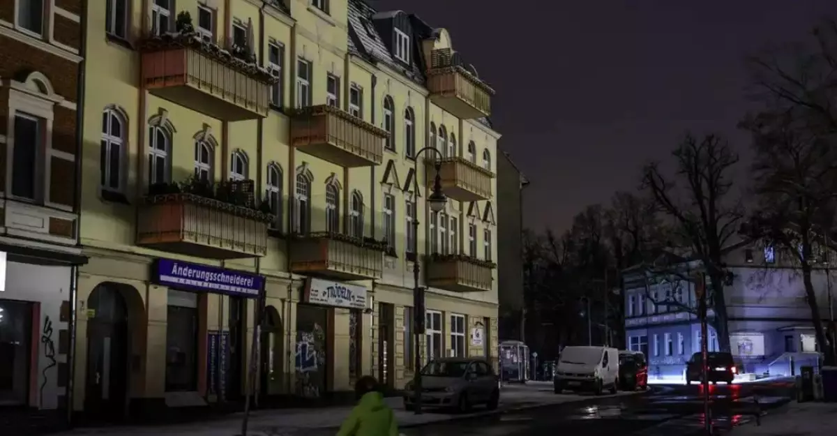 Берлинде 100 мың адам жарықсыз қалды