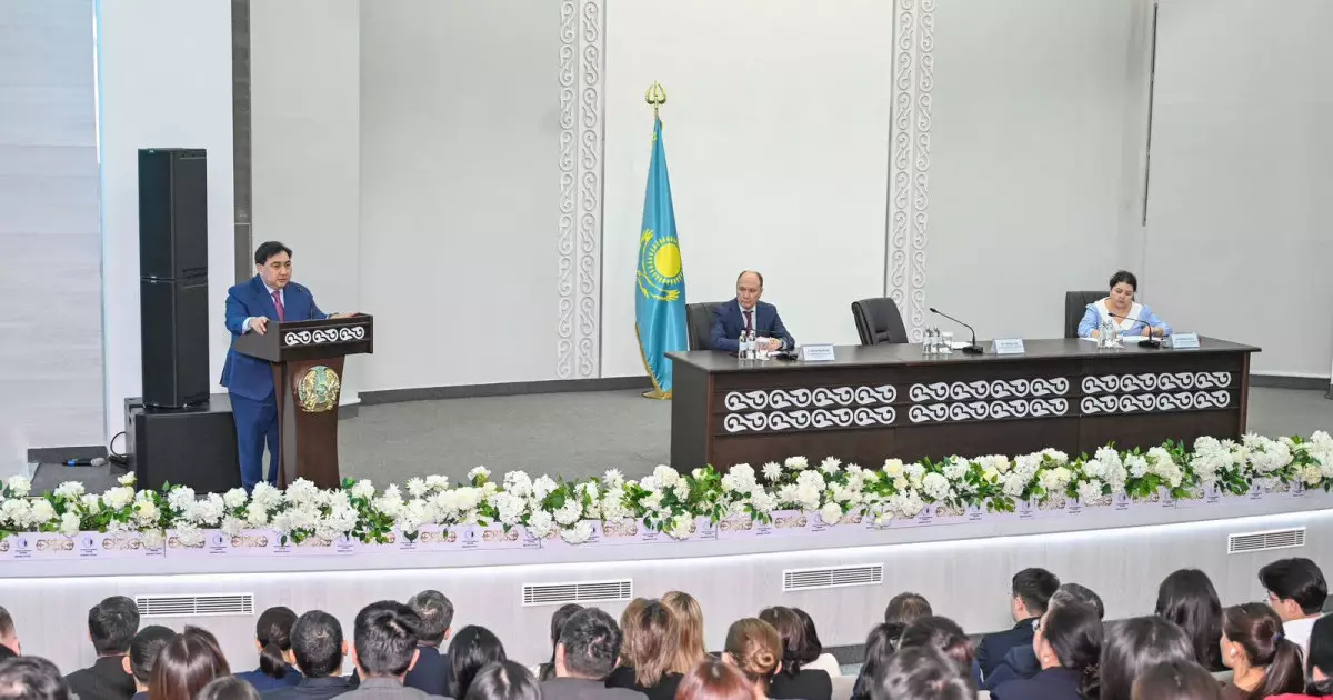  Мемлекеттік қызметтің жаңа моделін қалыптастыру бағыттары талқыланды 