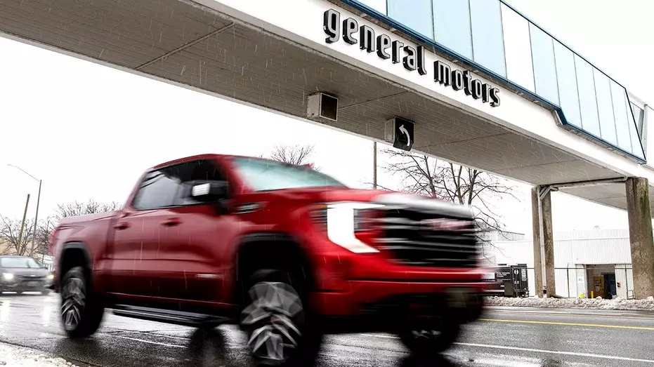 GM списывает $7 млрд из-за смены стратегии в области электромобилей на фоне снижения спроса.