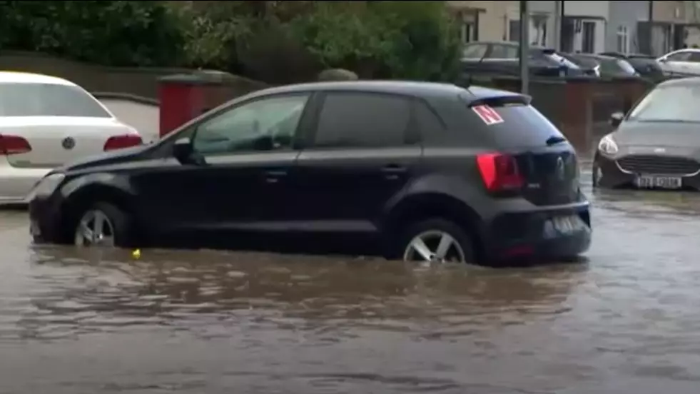 Ирландияда "Чандра" дауылы су тасқынына себеп болды