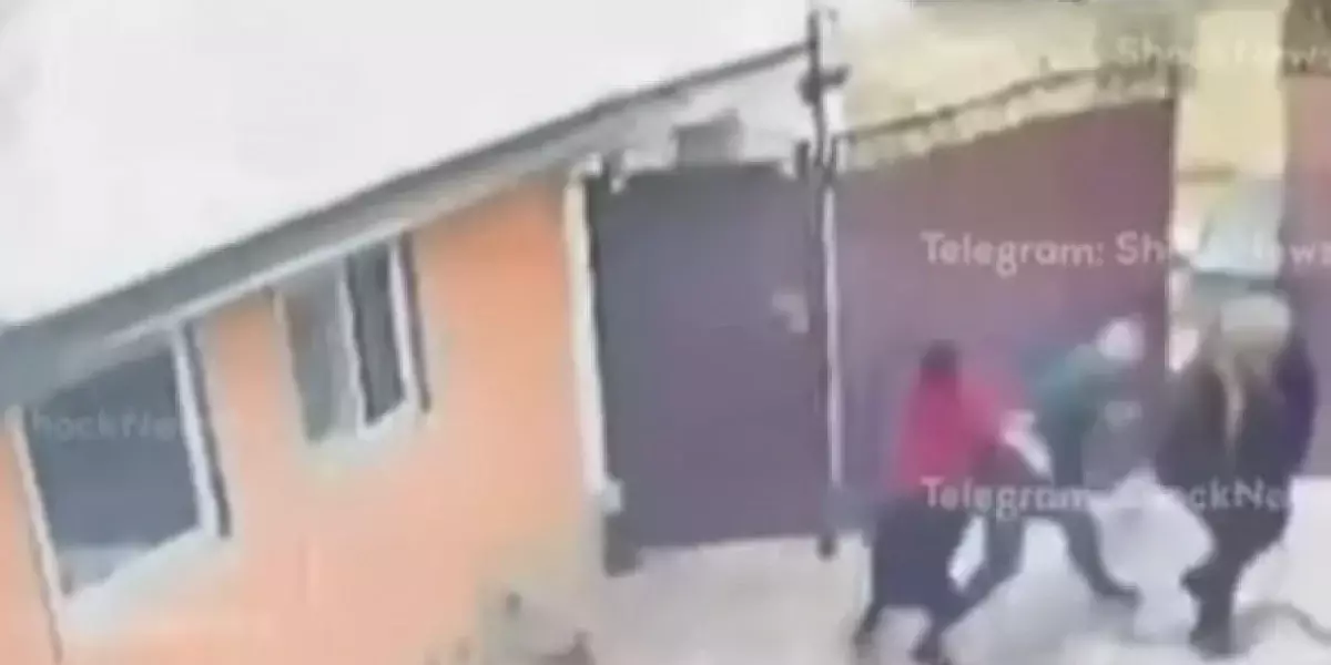 Мужчина избил жену палкой и разгромил дом в Алматинской области