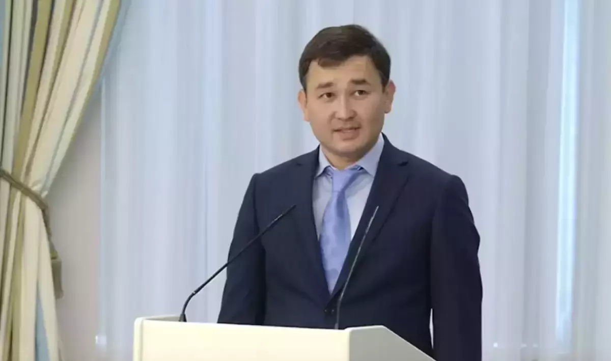 Әсет Матаев үйқамақта қалмайтын болды