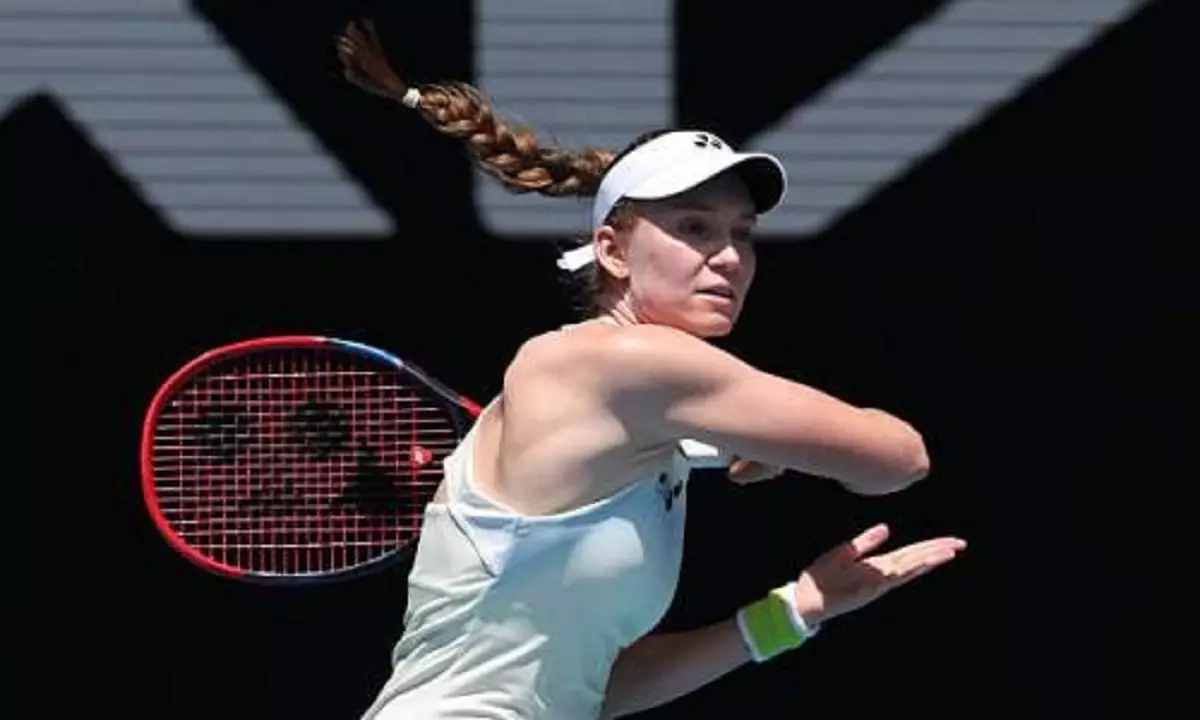 Елена Рыбакина обыграла вторую ракетку мира и вышла в полуфинал Australian Open