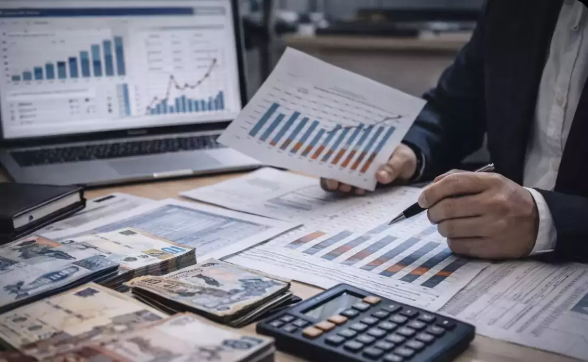 Елде халықтың табысы мен шығыны салыстырыла бастайды