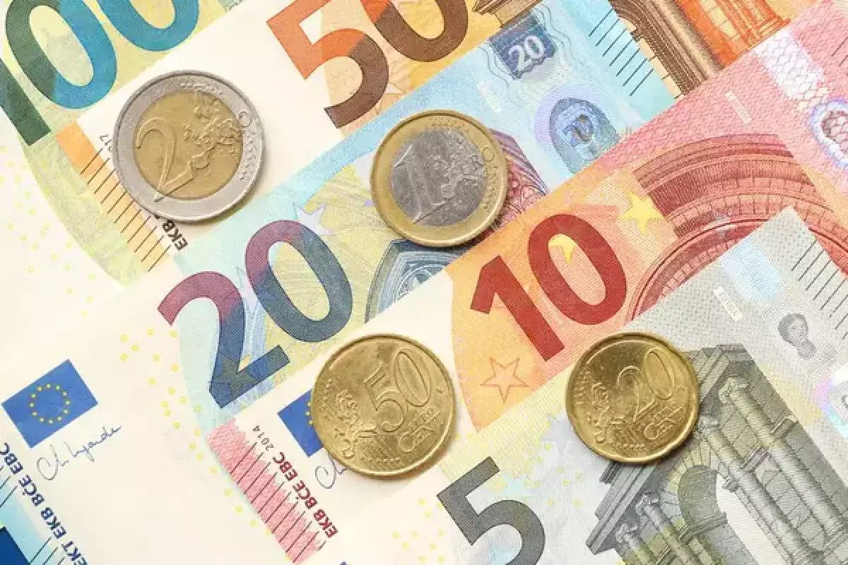 Астана мен Алматыдағы 28 қаңтардағы доллар мен еуро бағамы