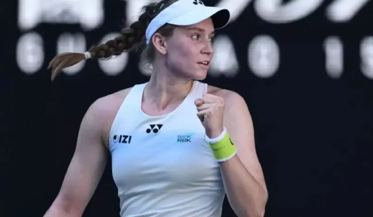 Australian Open: Рыбакина әлемнің екінші ракеткасын ұтып, жартылай финалға шықты